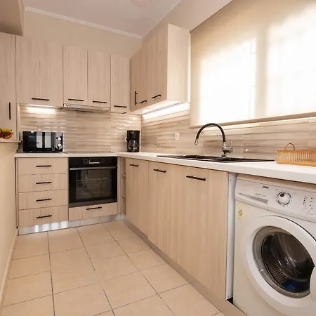 John & Angelo بيت للعطل *