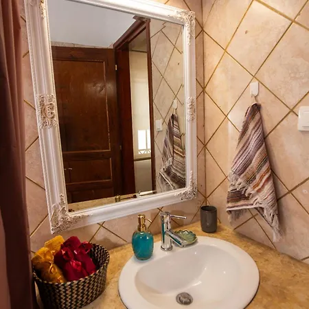 John & Angelo Akrotiri (Zakynthos)